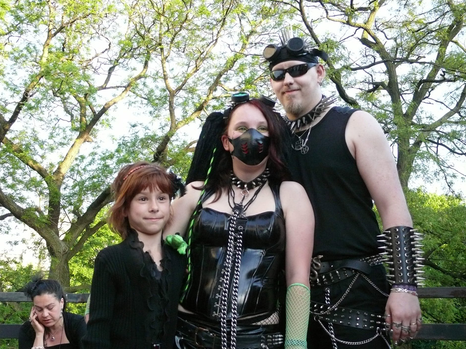 Wave-Gotik-Treffen 2013 - das schwarzbunte Publikum