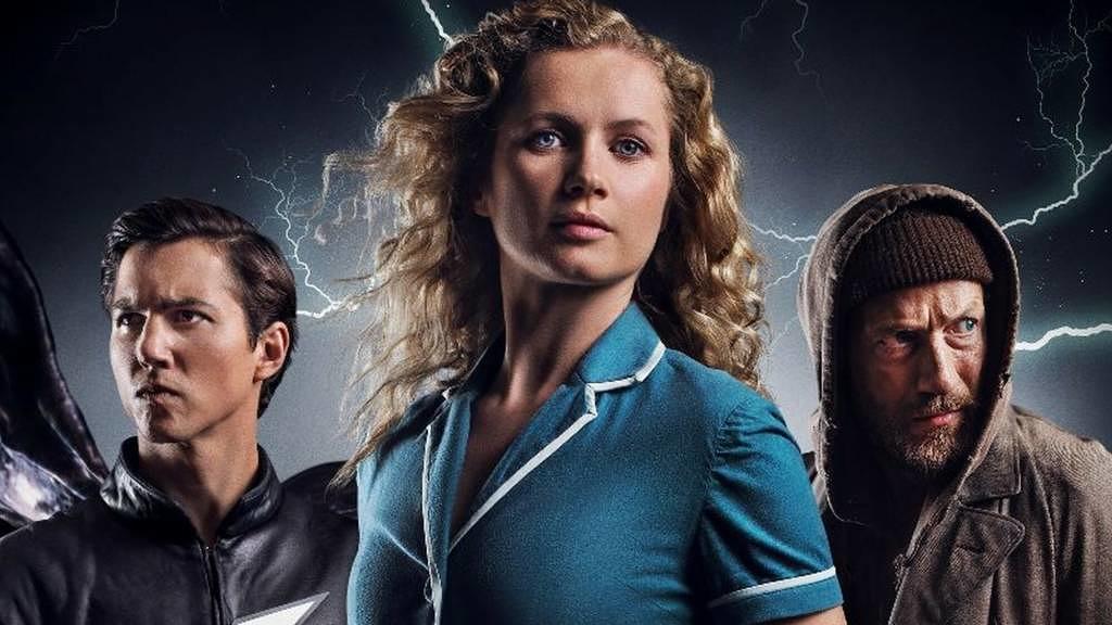 Freaks Du Bist Eine Von Uns Auf Netflix Die Deutschen Avengers Kritik