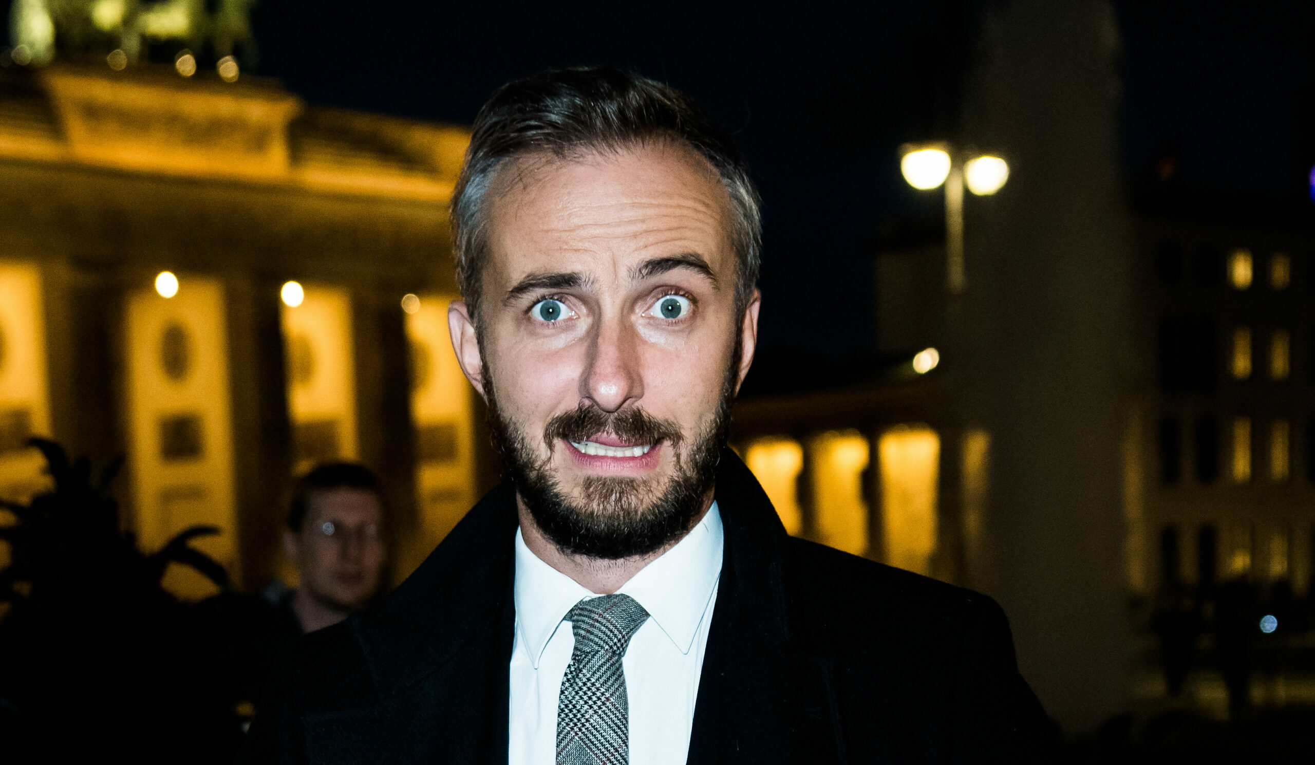 Jan Böhmermann warnt in „New York Times“-Kommentar vor AfD